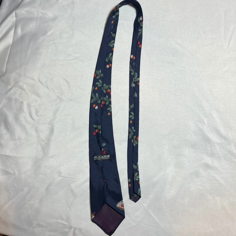 Zylos George Machado Mens Navy Blue 100% Italian Silk Santa Claus‎ Christmas Tie
